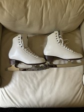 Riedell 133 Size 5 Wide Ladies Ice Skates
