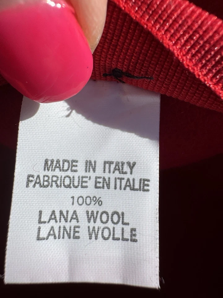 Sombrero Cloche Rojo 100% Lana Años 20 De Colección Hecho en Italia Negro y Rojo Fieltro Flor Acento Foto 3 de 4