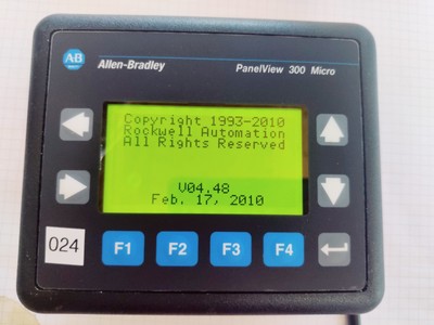 ALLEN-BRADLEY HMI Panelview 300 Micro 2711-M3A18L1 + Kabel