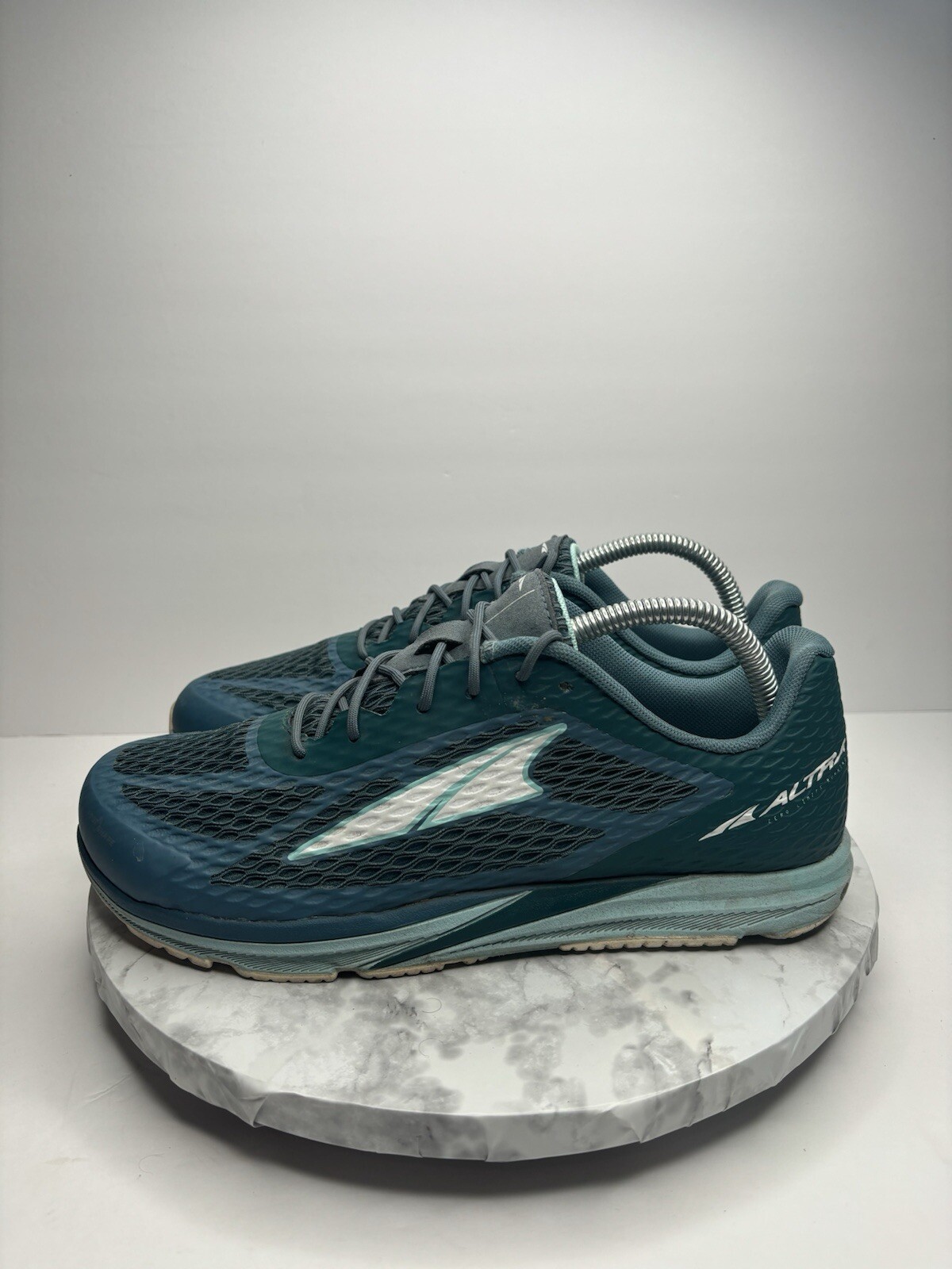 Scarpe da corsa Altra Viho donna zero drop blu acqua a forma di piede