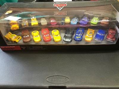 disney store disney pixar cars 3 mega figurine playset