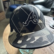 Atlanta Braves Camo 59 Fifty Fitted Hat Size 7 New Era MLB
