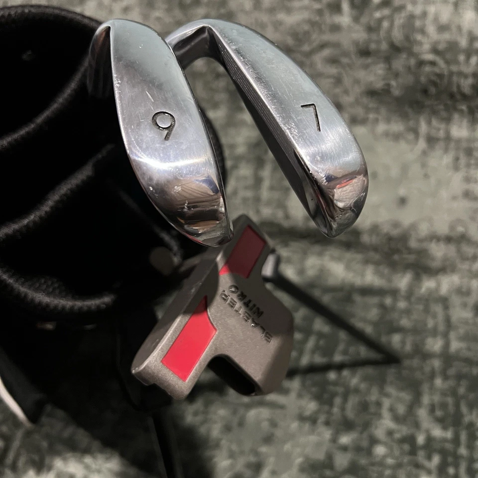 Nitro Blaster RH Junior Golf Club Set Driver Iron Putter Dual Shoulder Carry Bag - Image 3 of 4