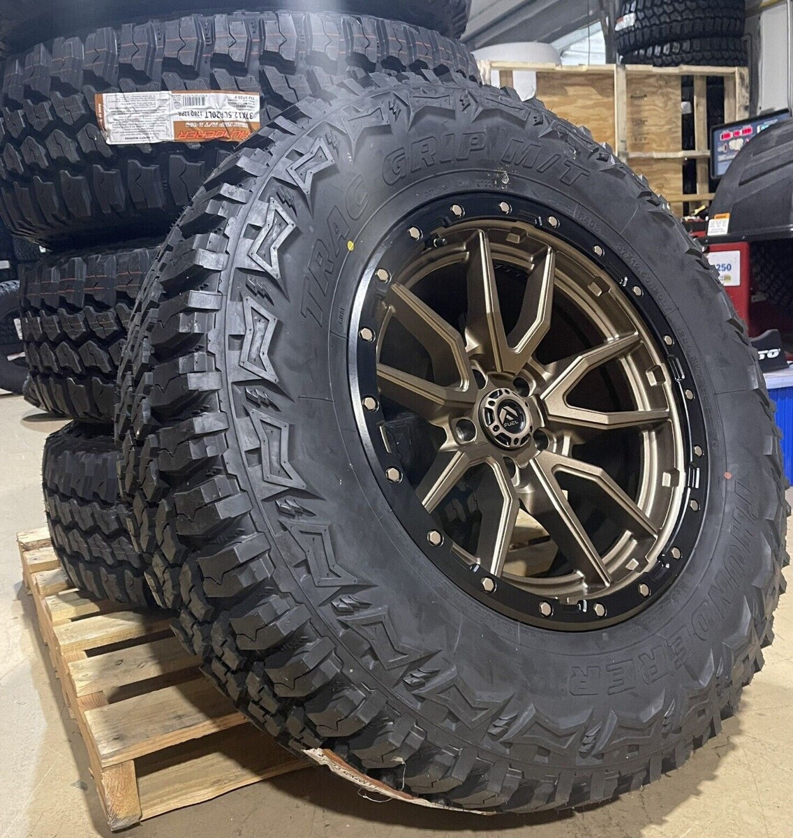 4) 20x9 Fuel D681 Rebel Bronze Wheels Rims 37