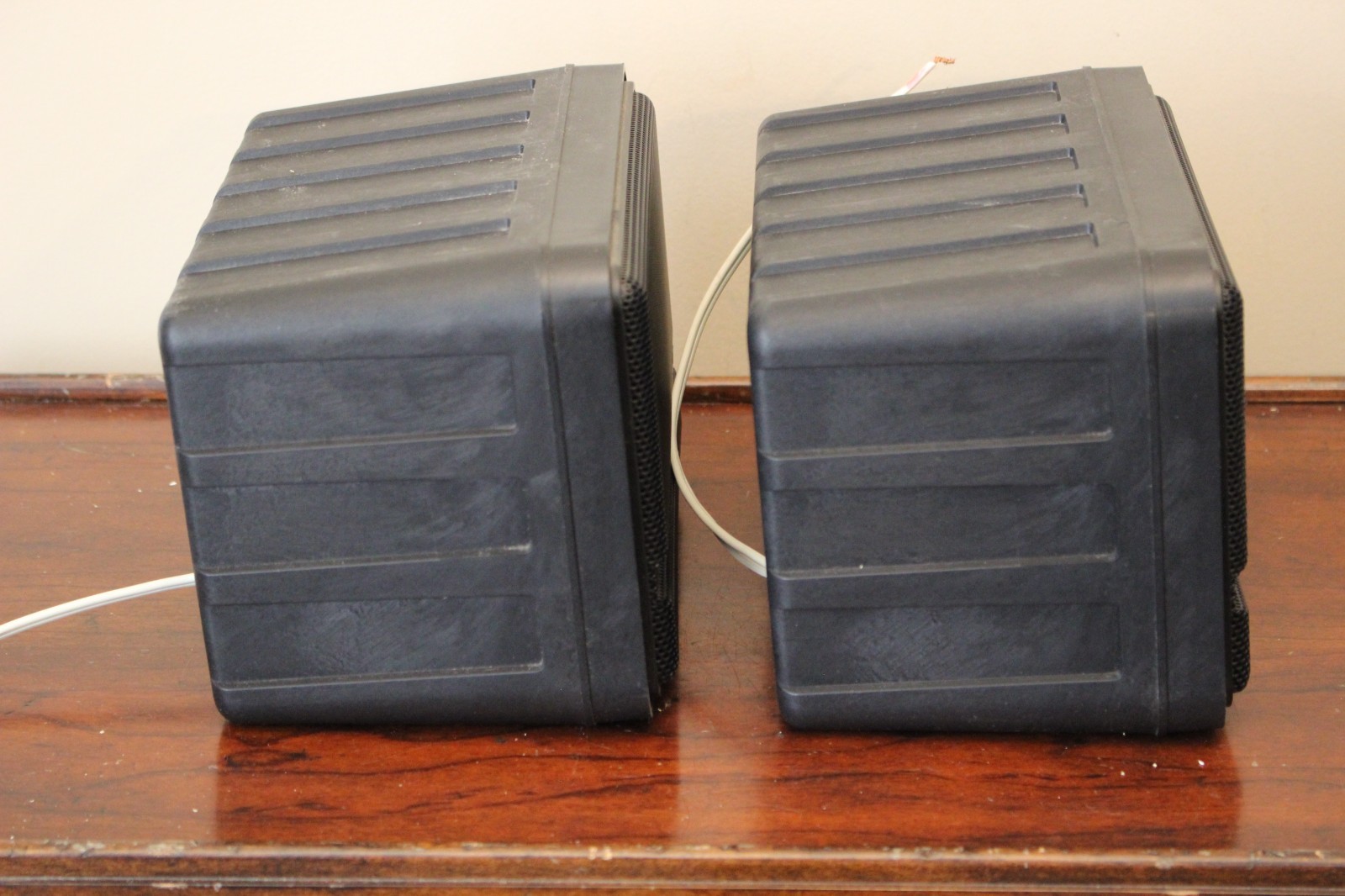 Bose 151 Environmental Speakers Indoor Outdoor Weatherproof Pair Set of 2