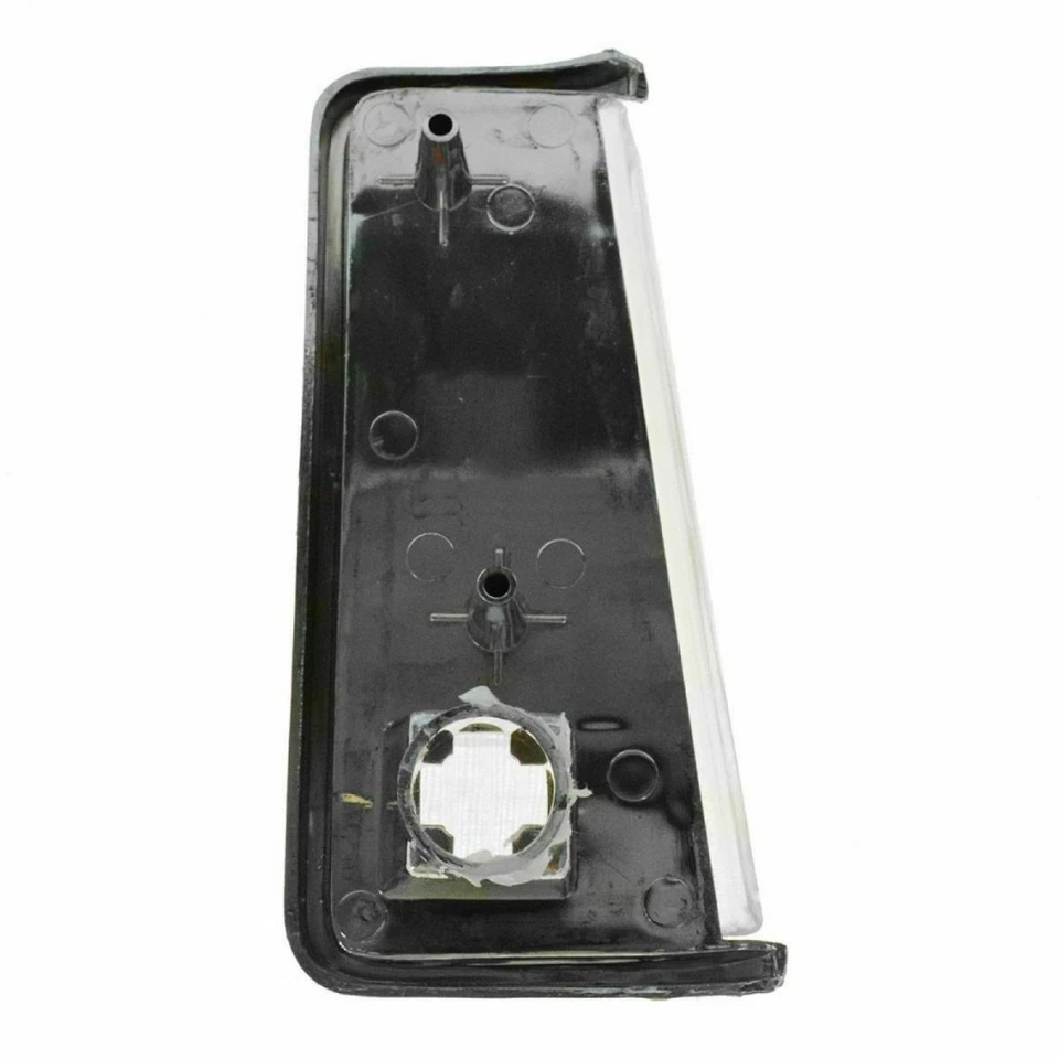 For 1990 Chrysler Town & Country Driver Side Front Reflector CH2550104 - Изображение 2 из 4