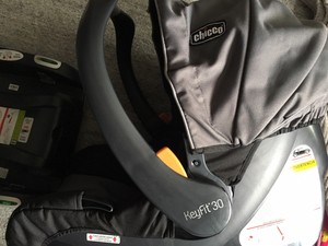 chicco keyfit 30 base used