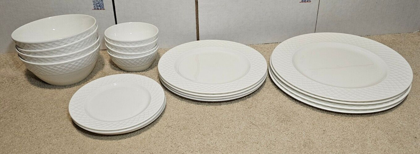 For 4 Dinner Salad Plate & Soup Bowl