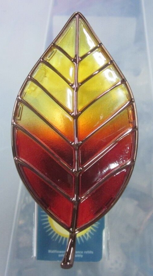 Bath & Body Works Fall Ombre Long Leaf Wallflower Plug-In Night Light Diffuser