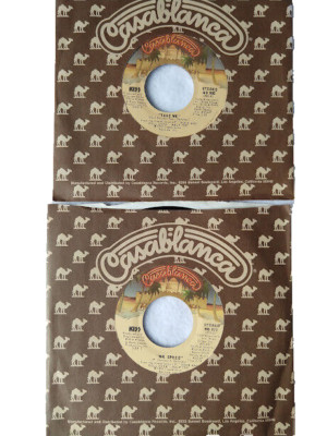 Kiss Lot of 2 Vinyl 45 Hard Luck Woman Calling Dr Love Casablanca Original Ace