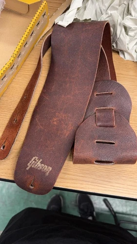 ultra rare vintage 70's Gibson Gibson leather strap 07