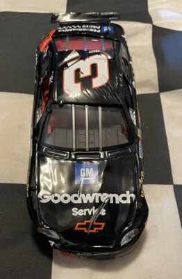 Dale Earnhardt 1997 Monte Carlo Raced Version Crash Car Action