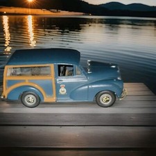 VANGUARDS MORRIS MINOR TRAVELLER RAF SCALE 1:43 MODEL CAR COLLECTORS MODEL