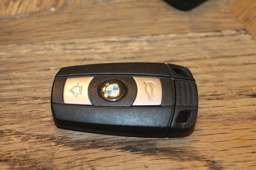 BMW Keyless Entry Remote Key Fob KR55WK49147 OEM 3 Button #926