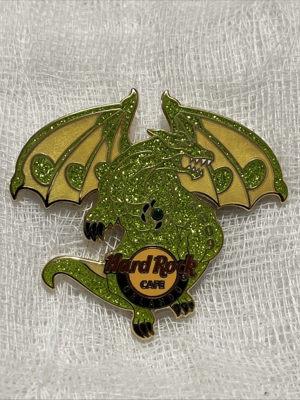 Hard Rock Cafe Orlando Birthstone Green Dragon May  2009 Emerald