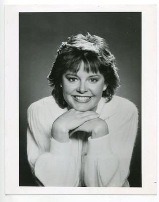 8x10-Photo Still-Married...With Children-Amanda Bearse-TV-VG