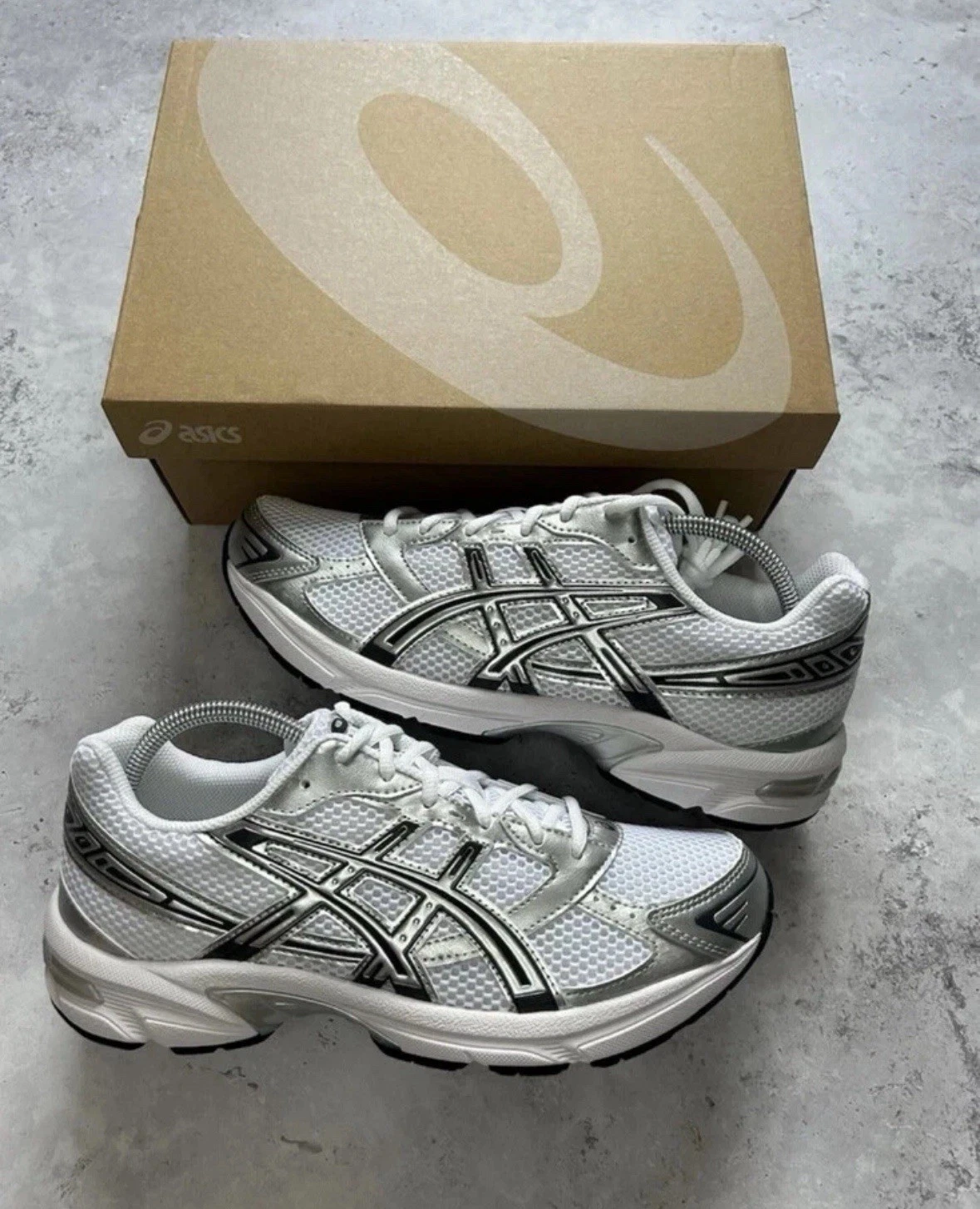 ASICS Gel 1130 Bianco Argento Puro UK7.5 US8.5 SPEDIZIONE VELOCE ✅