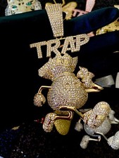 Mens Ice Out Famous Trap Money Bag Big Charm Pendant For Upto 20MM Cuban Chain