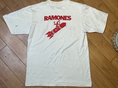 Vintage Men s XS The Ramones Rocket to Russia Punk Rock T Shirt, Made in USA