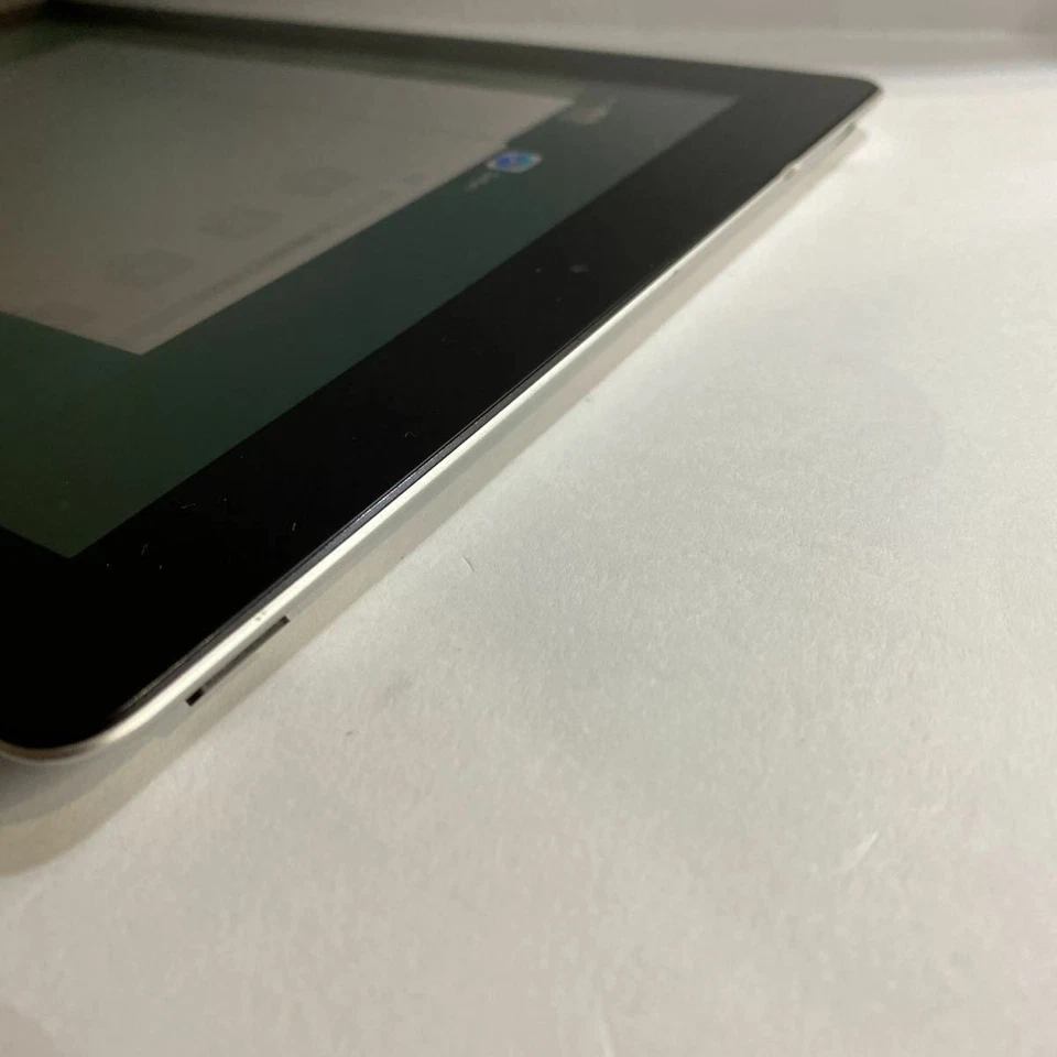 A1458 iPad 4th Generation Wi-Fi Black 64G Mobile Phone Smartphone - Image 4 of 4