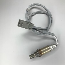 OE GENUINE Oxygen Sensor For 2000-2003 Nissan...