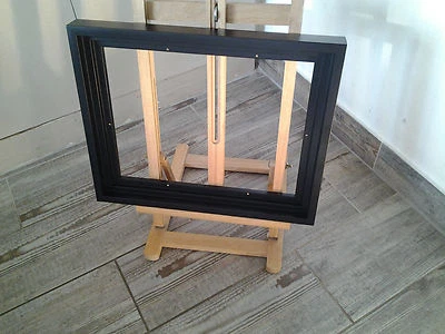 Format Figure, Encadrement Caisse américaine en bois ,Finition Satinée Noire ,