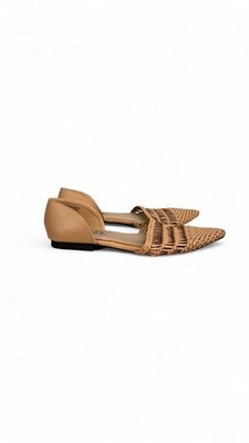 Nanette Women s Beige Woven Pointed Toe Flats Elegant Size 9M