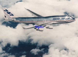 10x8 Colour Photo Boeing 747 400 Series N401PW