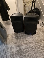 Pair Alto Professional PS4HA  Active Speakers And With Stands