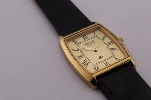 Vintage Seiko Slim Quartz Men's Wrist Watch - Comes With New Battery ,New Band