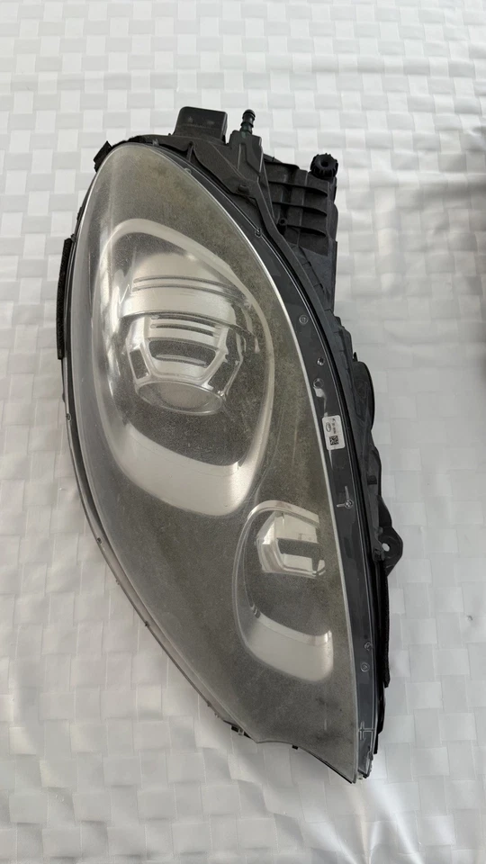 PORSCHE MACAN HEADLIGHT LEFT RIGHT 2015 2016 2017 2018 BI XENON 95B941031CH OEM - Image 3 of 4