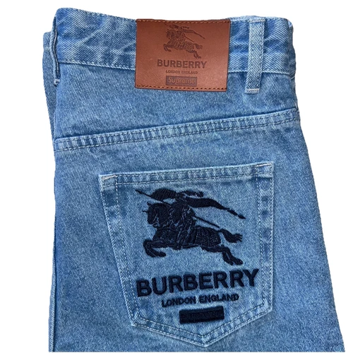 Pantalon jean homme BURBERRY x SUPREME grand logo taille 32 rare
