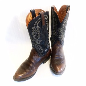 boot barn lucchese