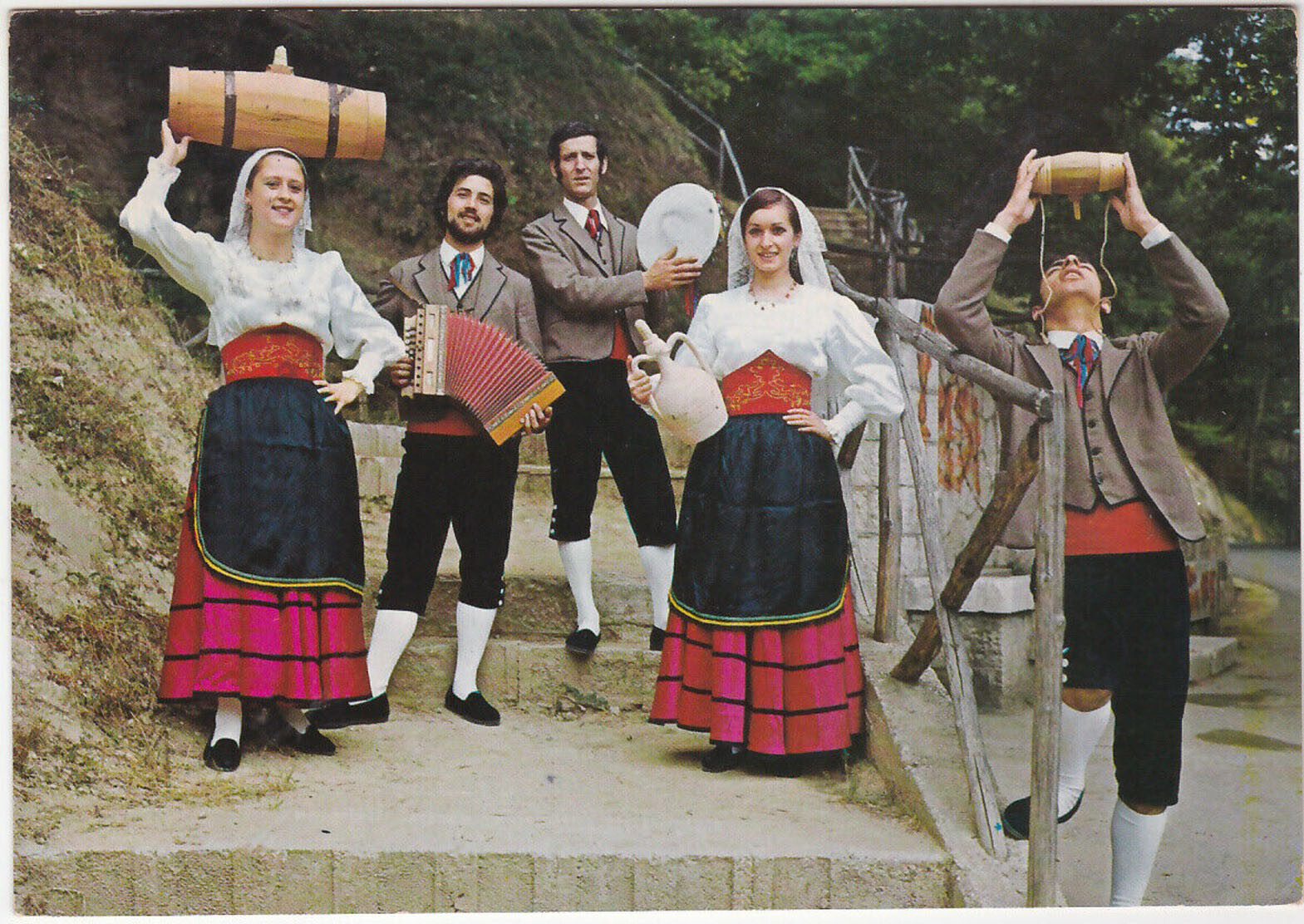 MONTICCHIO LAGHI - POTENZA - COSTUMI LUCANI - VIAGG. 1977 -34438-