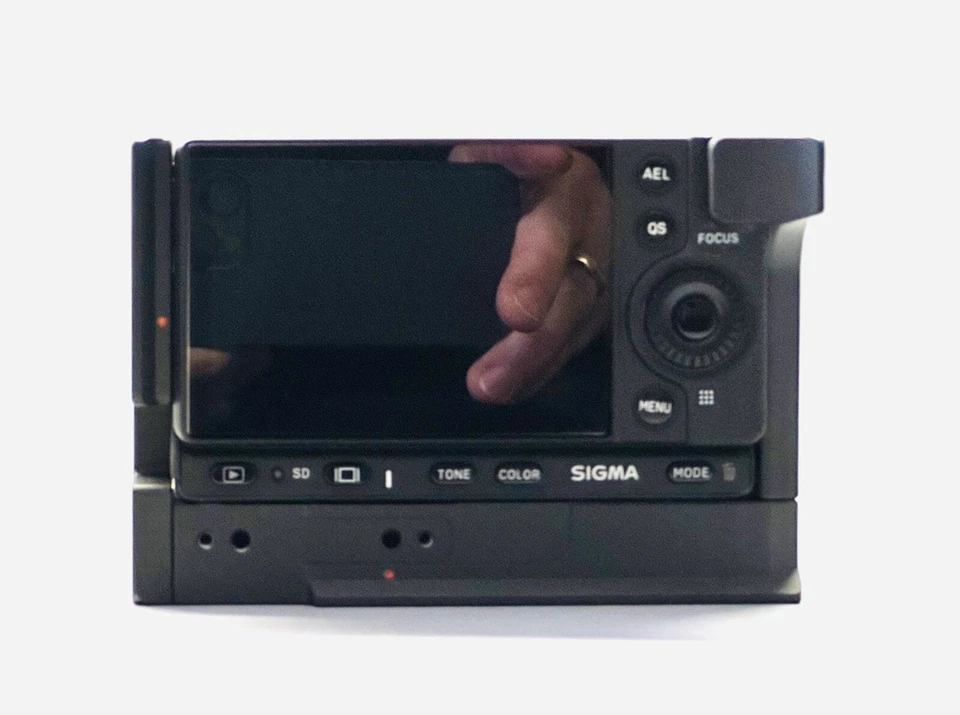 Sigma fp / fp L bracket - Arca Swiss compatible incl. LVF-11 mount - Image 4 of 4