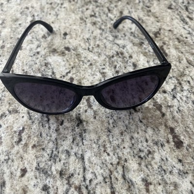 Betsey Johnson Black Cat Eye Sunglasses Frames only 52-19-145 pD62mm 