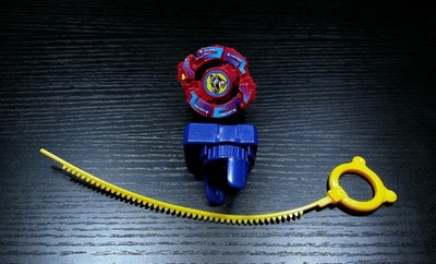 Beyblade Vortex Ape / Vintage Hasbro 2004 Magnacore V Force / Launcher + Ripcord