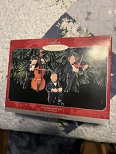 THREE STOOGES  1998 HALLMARK CHRISTMAS KEEPSAKE ORNAMENTS