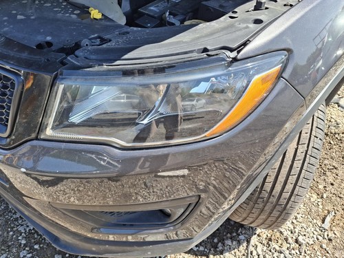2019 Jeep Compass Left Fog Light Assembly OEM Grey 68202187AA Used