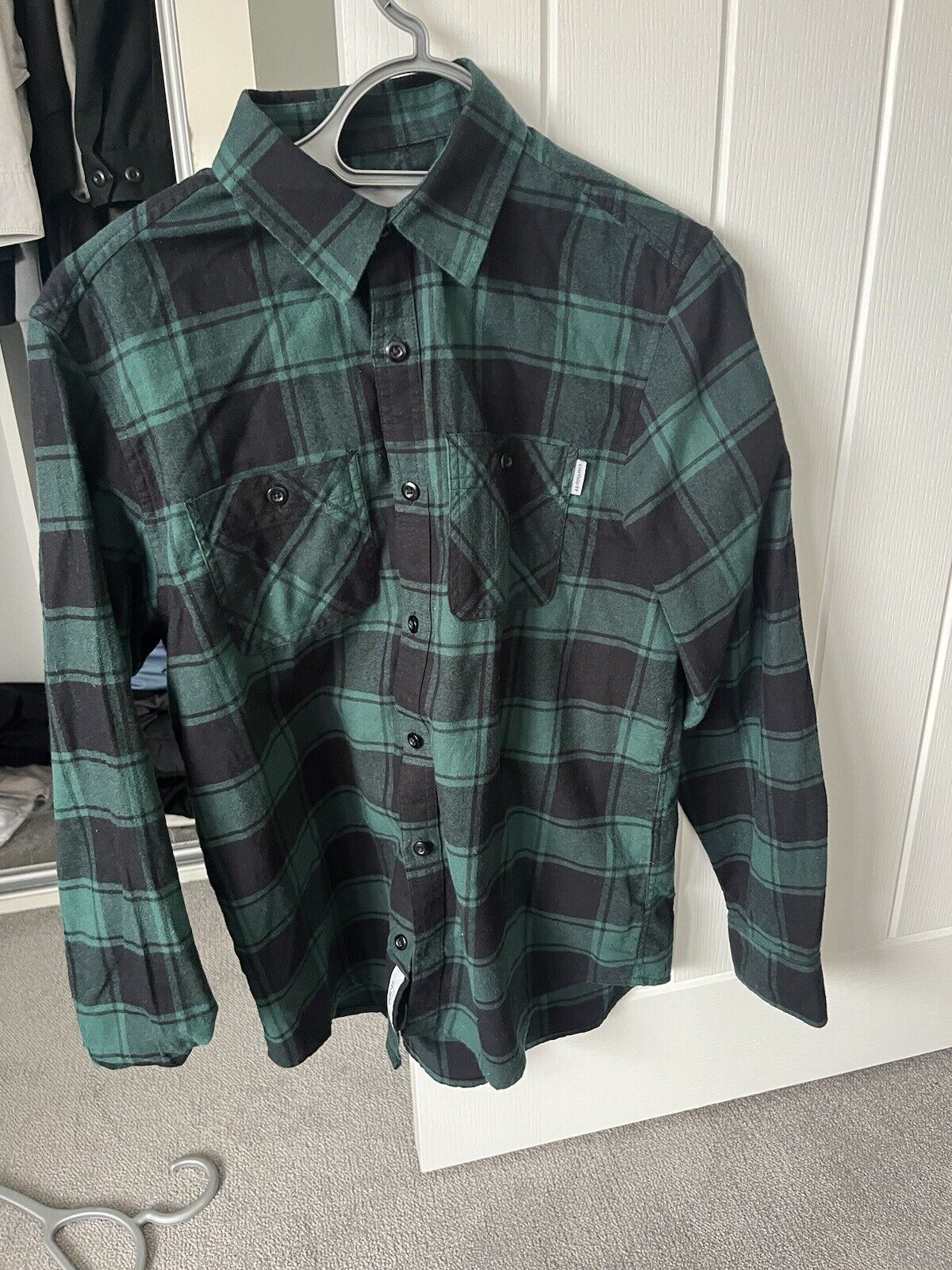 Picture 1 of 2