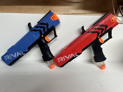 2 x Nerf Rival XV-700 Blaster mit 2 x Clips