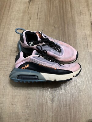 nike 2090 black and pink