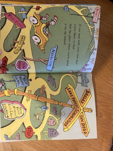 Vintage Dr Seus Matt Hardback Book I Can Read With My Eyes Shut VGC 1979 - Picture 10 of 10