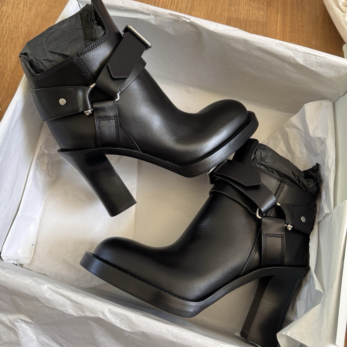 BURBERRY Women