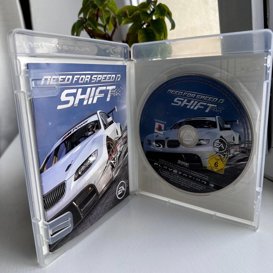 Need for Speed: Shift PS3 PlayStation 3 | Complete CIB w/Manual PAL Multilingual - Image 4 of 4