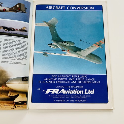 Royal Air Force Yearbook 1989 RAF Magazine The Red Arrows 25th Anniversary Ed - Picture 14 of 14