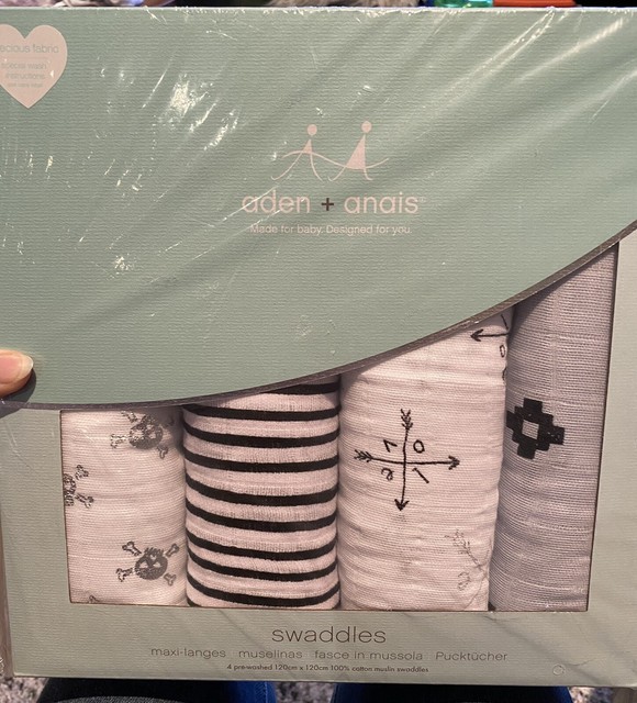 aden anais lovestruck