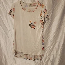 B E Stage Blouse Top Women's Large White Floral Casual Extra Long