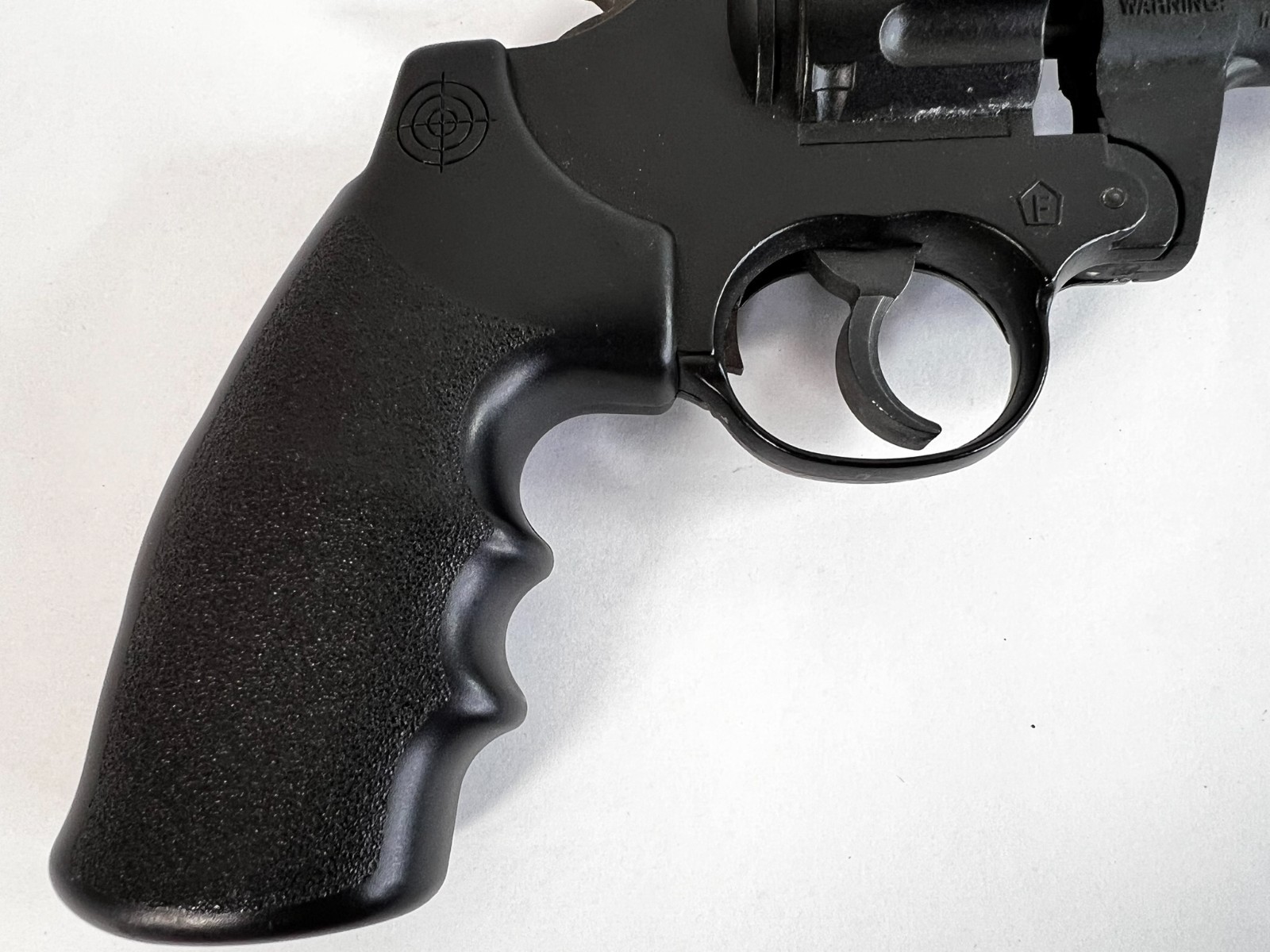 Crosman Double Action CO2 .177 Air Gun Revolver - No Magazine