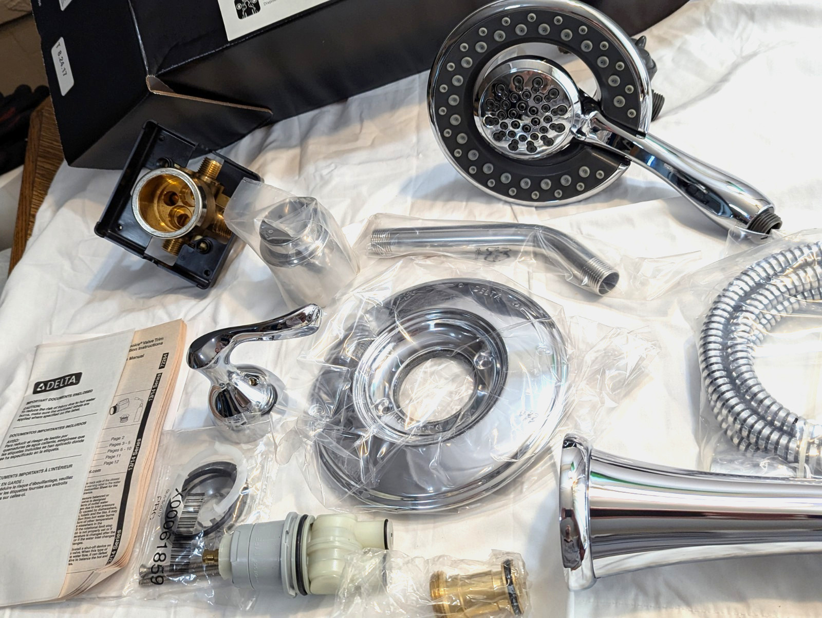 Delta Bathtub & Hand Shower trim kit, Chrome w/Valve, In2ition two-in-one, SAVE$